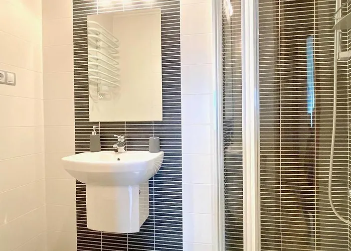 The Cliffs - Galician Blue Views * サンタマルタ・デ・オルティゲイラ